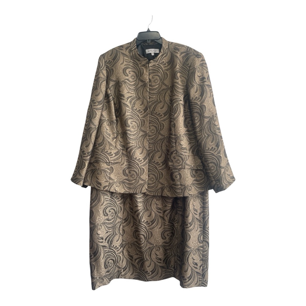 Kasper women's gold and brown paisley jacket and matching dress suit set 24W